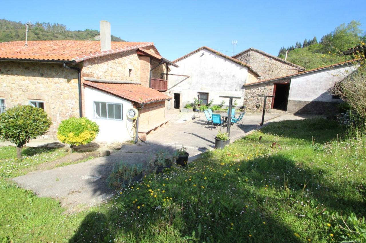 Villa “La Casa Del Guarda” Treceño Exterior foto